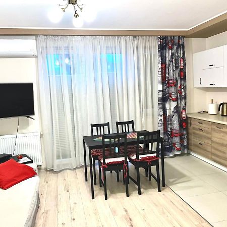 Apartament 48M W Centrum Grojca Grojec  Eksteriør bilde
