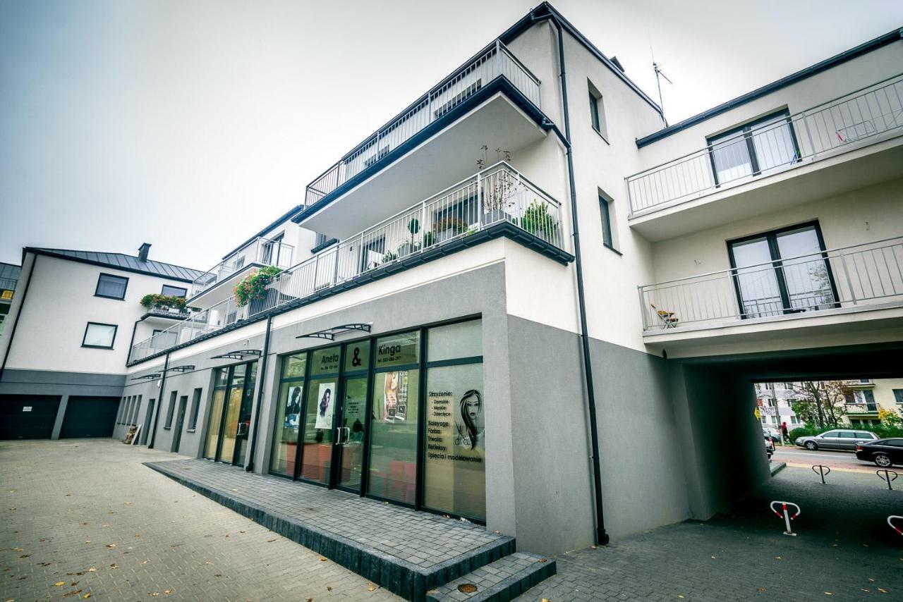 Apartament 48M W Centrum Grojca Grojec  Eksteriør bilde