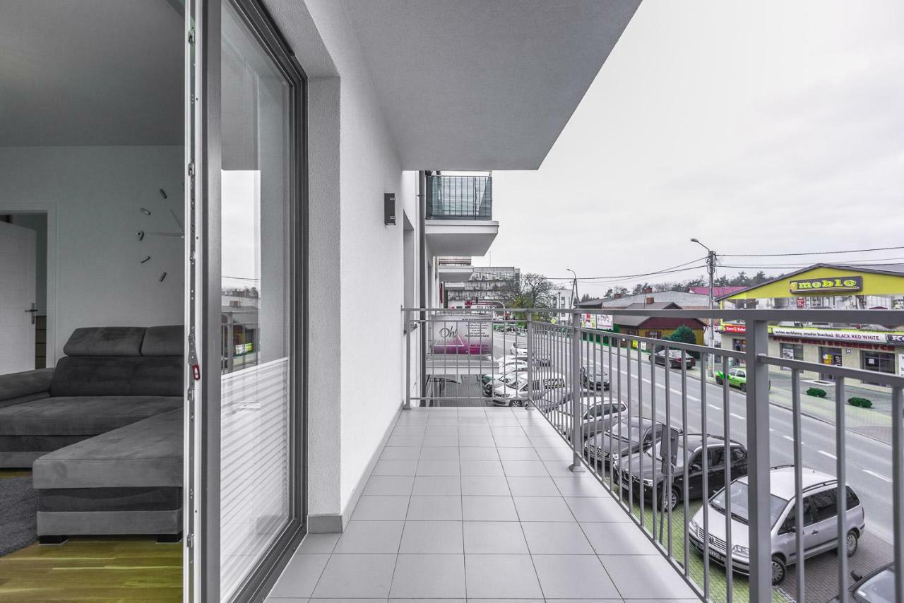 Apartament 48M W Centrum Grojca Grojec  Eksteriør bilde