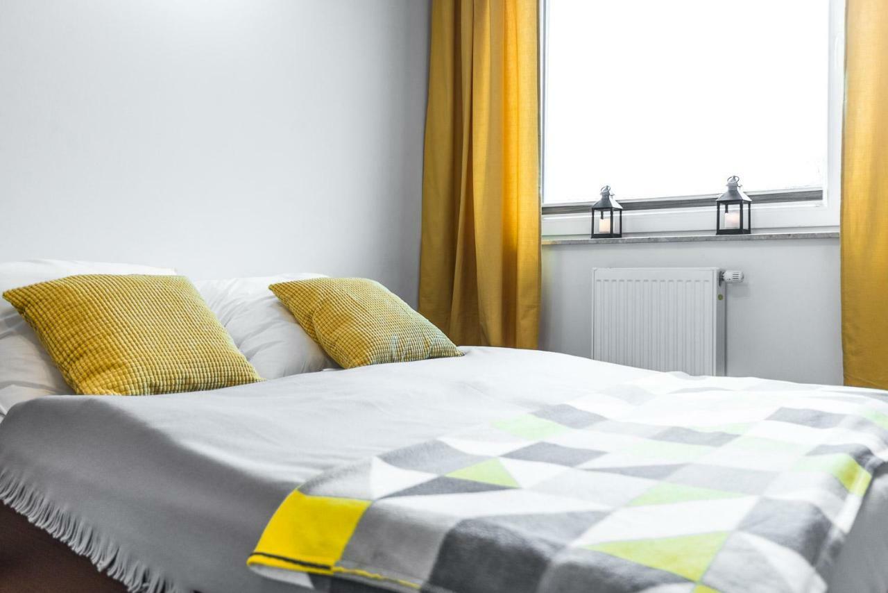 Apartament 48M W Centrum Grojca Grojec  Eksteriør bilde