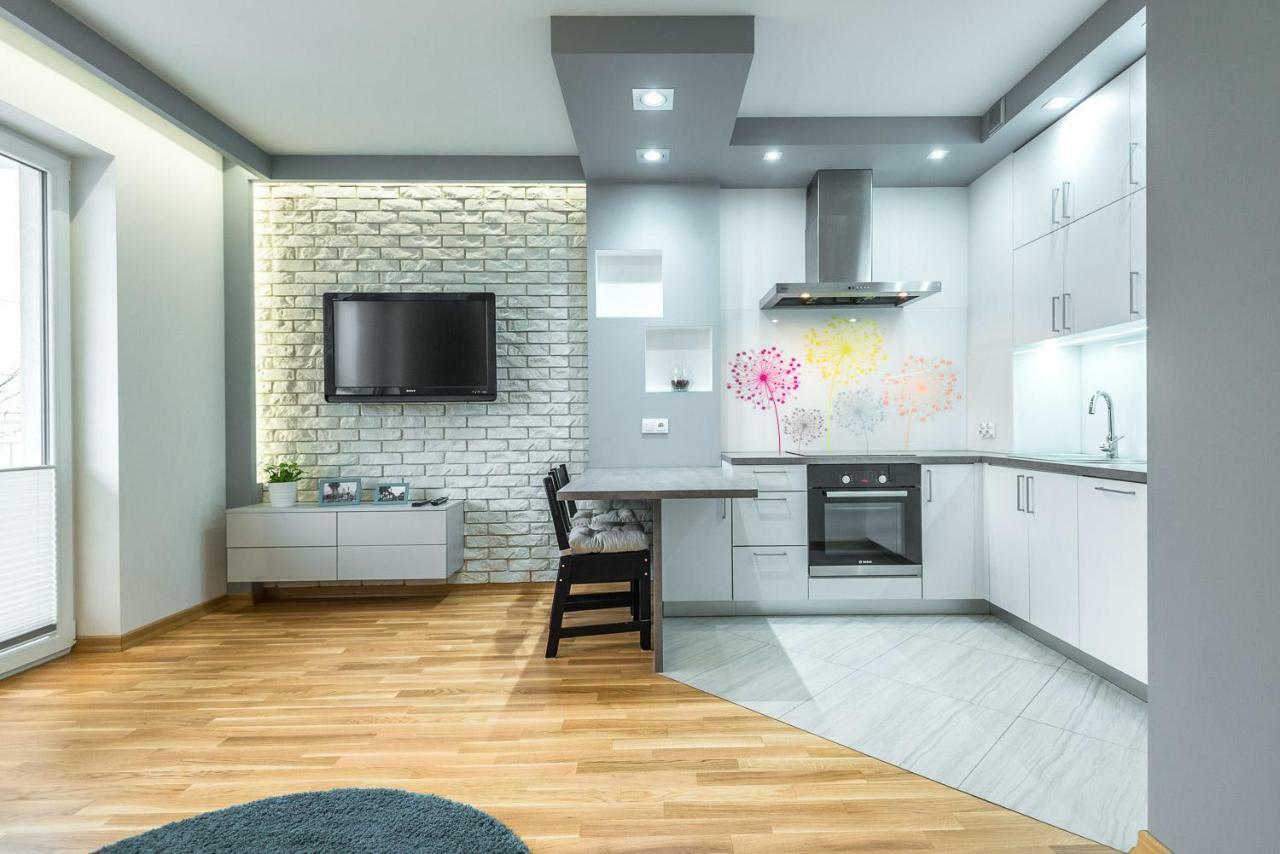 Apartament 48M W Centrum Grojca Grojec  Eksteriør bilde