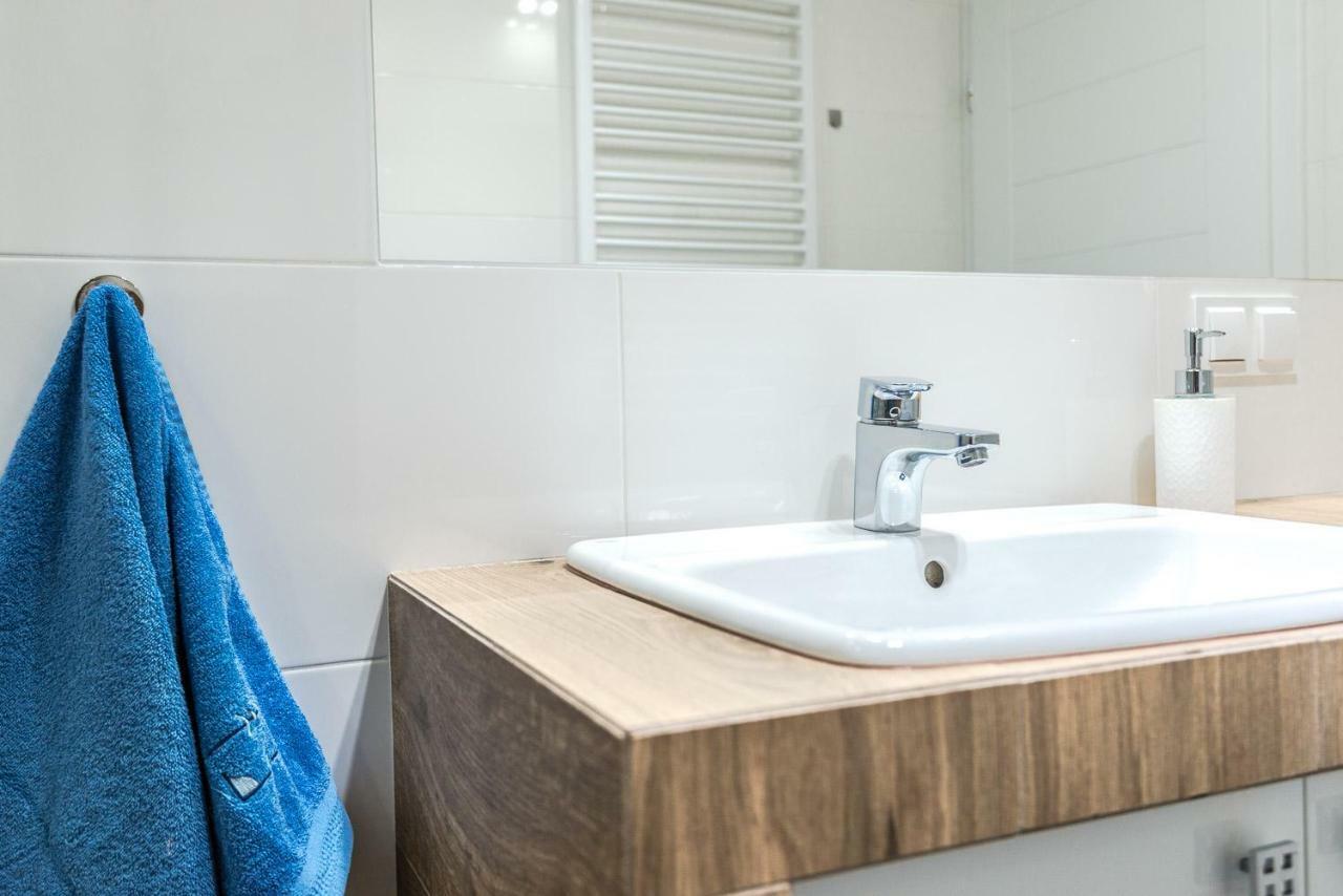 Apartament 48M W Centrum Grojca Grojec  Eksteriør bilde