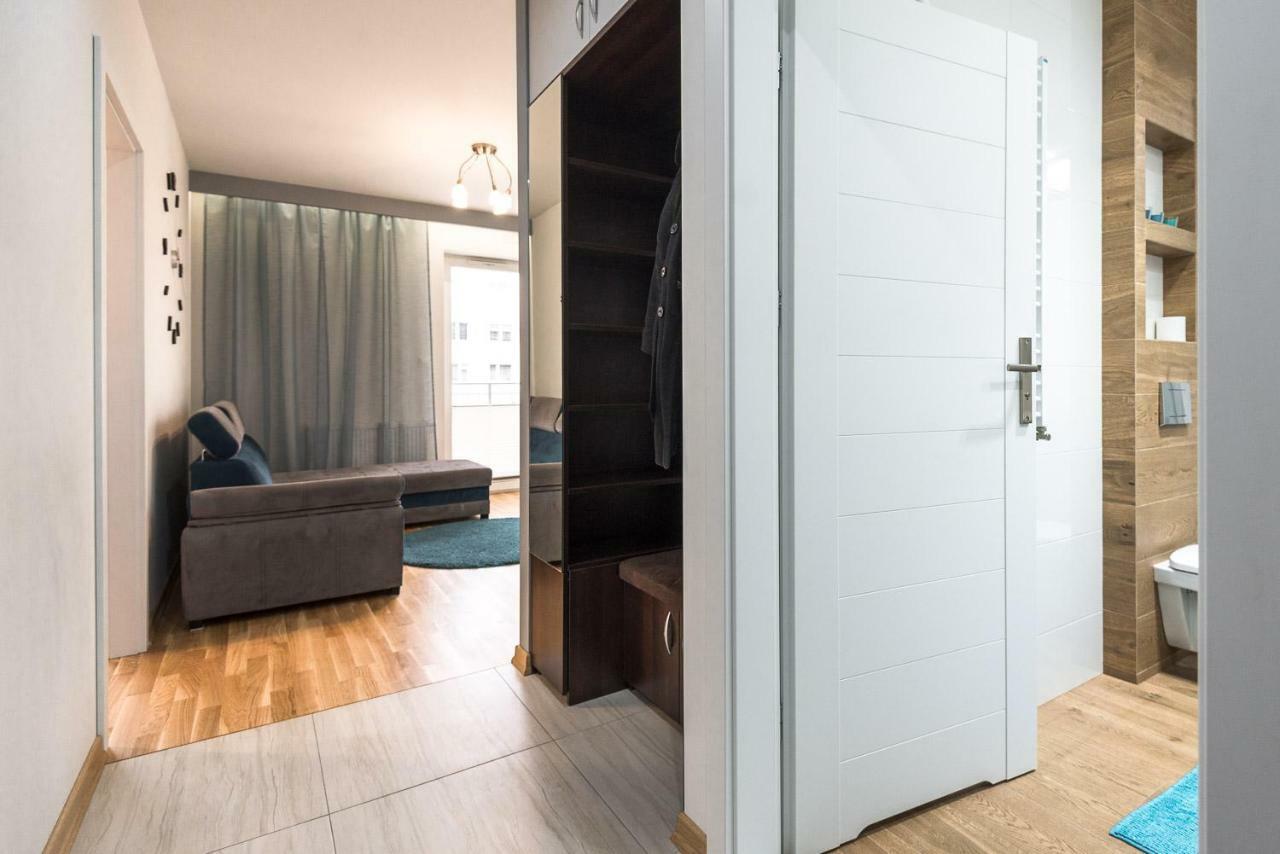 Apartament 48M W Centrum Grojca Grojec  Eksteriør bilde